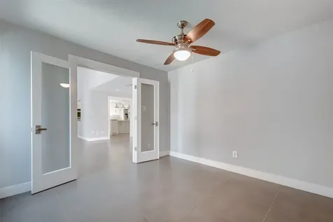 1107 Stoney Hill Houston TX 77077