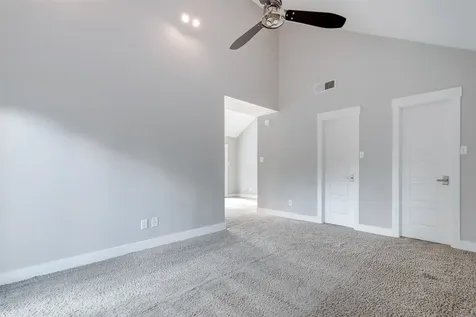 1107 Stoney Hill Houston TX 77077