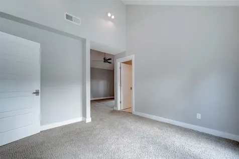 1107 Stoney Hill Houston TX 77077
