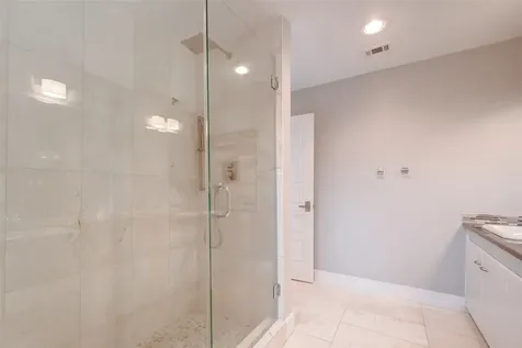 1107 Stoney Hill Houston TX 77077
