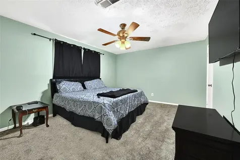5619 Spanish Oak Drive Houston TX 77066
