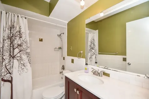 2601 Bellefontaine Street 218 Houston TX 77025