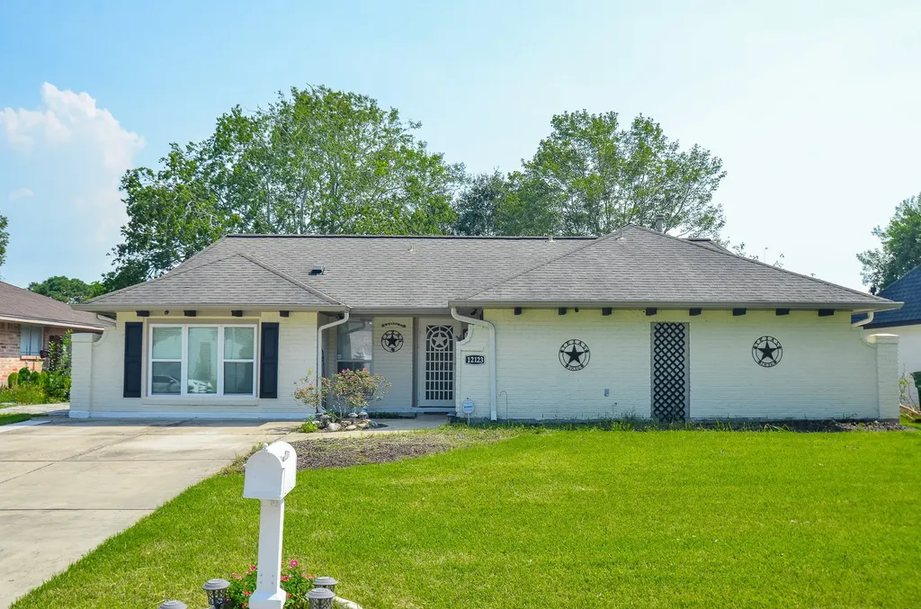 12123 Ryewater Drive Houston TX 77089