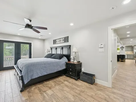 18611 Point Lookout Drive Nassau Bay TX 77058