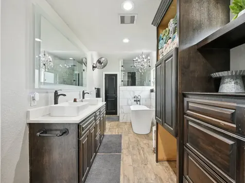 18611 Point Lookout Drive Nassau Bay TX 77058