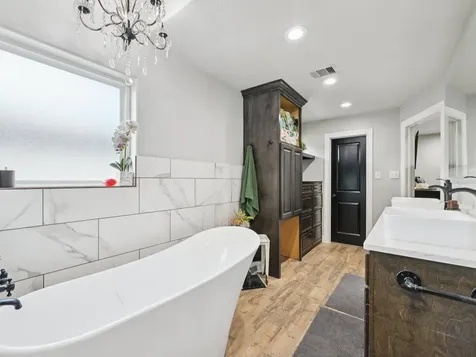 18611 Point Lookout Drive Nassau Bay TX 77058