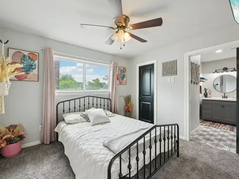 18611 Point Lookout Drive Nassau Bay TX 77058