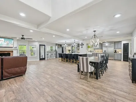18611 Point Lookout Drive Nassau Bay TX 77058