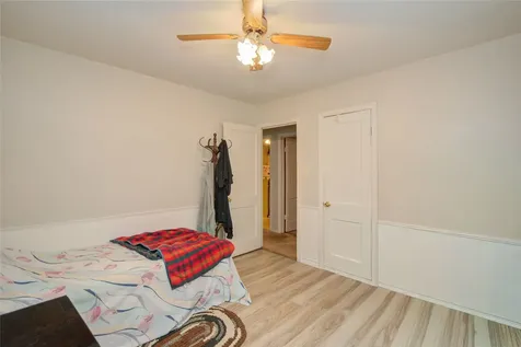 3514 Commerce Street Damon TX 77430
