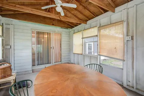 3514 Commerce Street Damon TX 77430