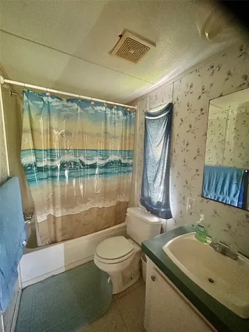 204 N 4th Street Seadrift TX 77983