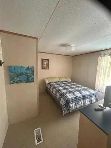 204 N 4th Street Seadrift TX 77983