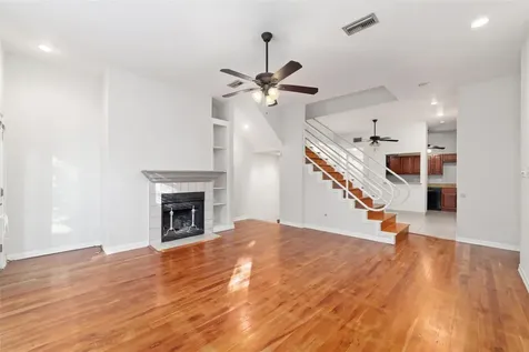 204 Marshall Street 4 Houston TX 77006