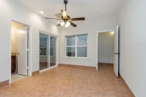204 Marshall Street 4 Houston TX 77006