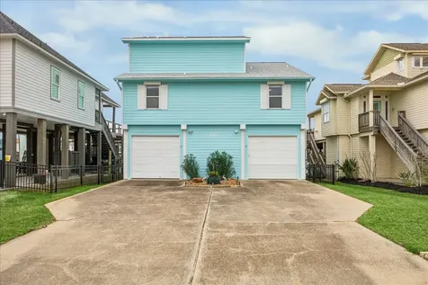 1815 Tiki Drive Tiki Island TX 77554