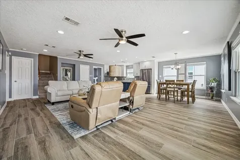 1815 Tiki Drive Tiki Island TX 77554