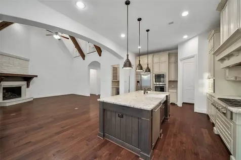 19 Brittany Rose Place The Woodlands TX 77375