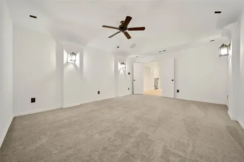 19 Brittany Rose Place The Woodlands TX 77375