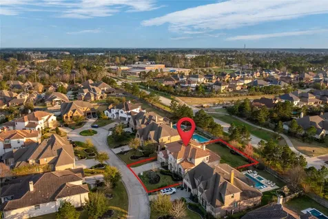 19 Brittany Rose Place The Woodlands TX 77375