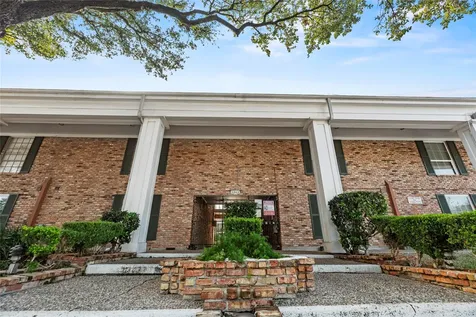 5343 Richmond Avenue 30 Houston TX 77056