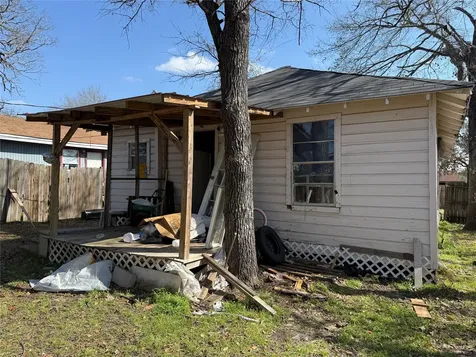 1304 Wellington Avenue Bryan TX 77803