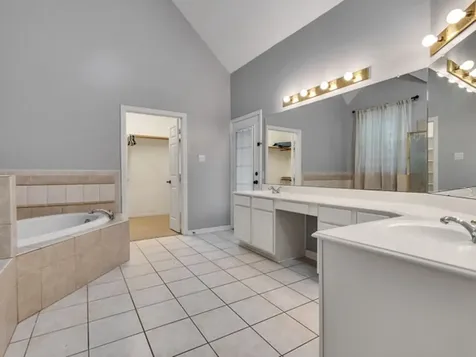 2026 Avana Glen Lane Sugar Land TX 77498