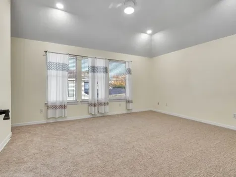 2026 Avana Glen Lane Sugar Land TX 77498