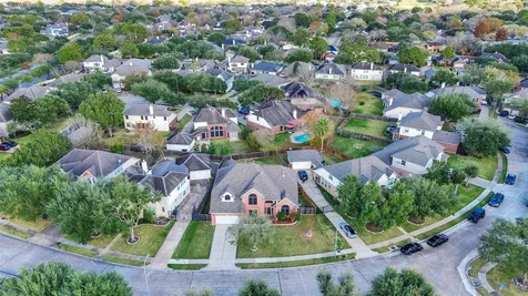 2026 Avana Glen Lane Sugar Land TX 77498