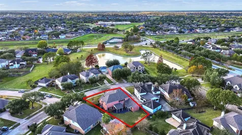 2026 Avana Glen Lane Sugar Land TX 77498