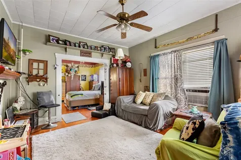 200 E Linney Street 202 Dayton TX 77535