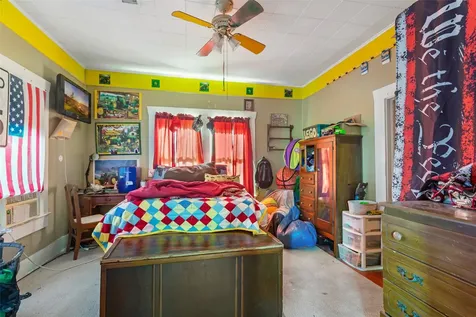 200 E Linney Street 202 Dayton TX 77535