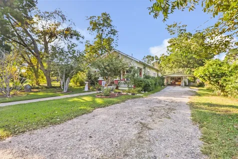 200 E Linney Street 202 Dayton TX 77535