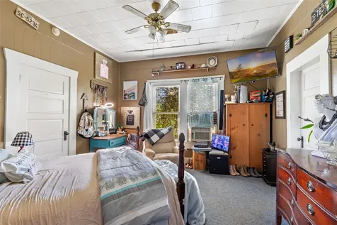 200 E Linney Street 202 Dayton TX 77535