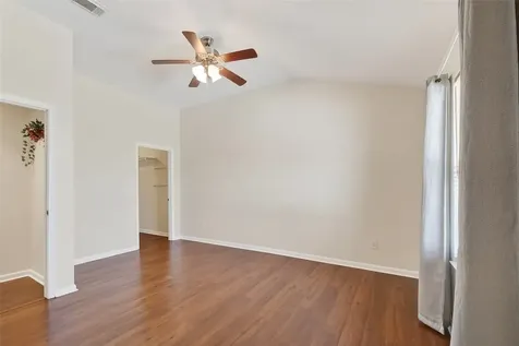 11 Highland Drive Hitchcock TX 77563
