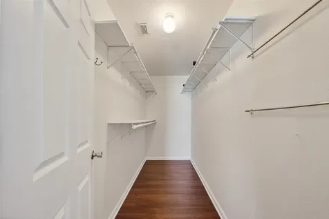 11 Highland Drive Hitchcock TX 77563