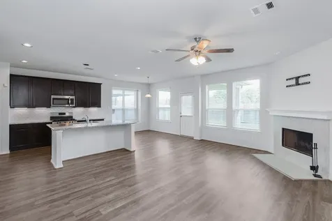 13622 Giant Panda Bear Avenue Crosby TX 77532
