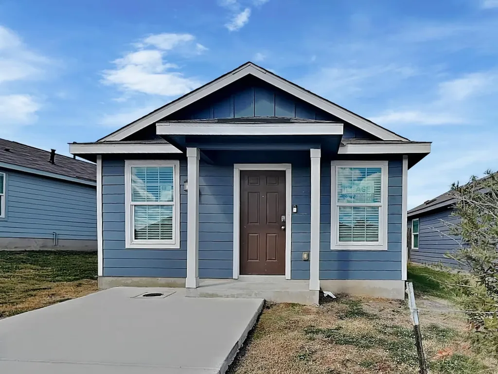 5437 Verdugos Palace San Antonio TX 78244