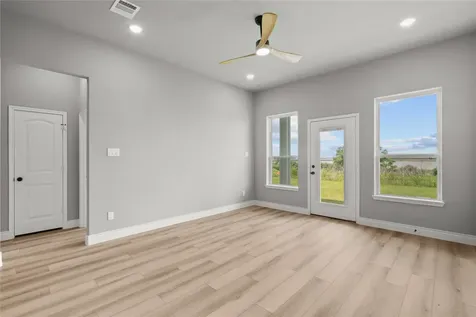 5226 Allen Cay Drive Texas City TX 77590