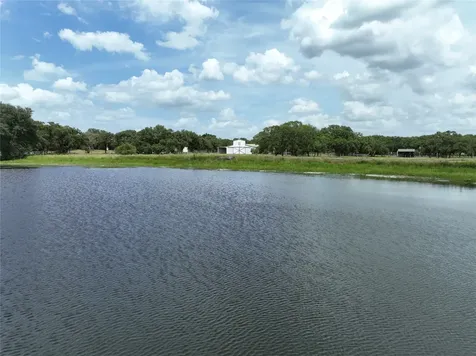 2003 Oakridge Road Weimar TX 78962
