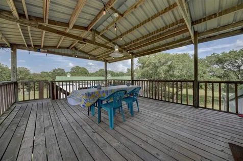 2003 Oakridge Road Weimar TX 78962
