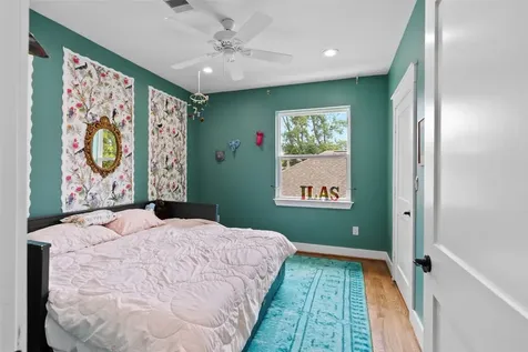 4503 Mckinney Street Houston TX 77023