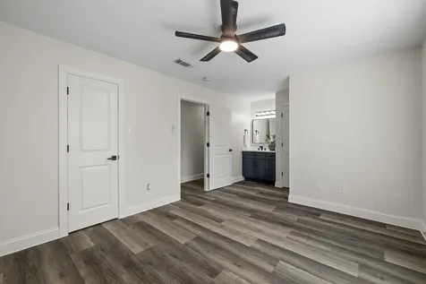 1009 Andrews Street Houston TX 77019