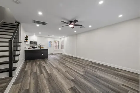 1009 Andrews Street Houston TX 77019