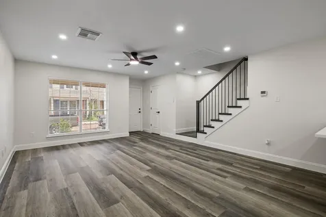 1009 Andrews Street Houston TX 77019