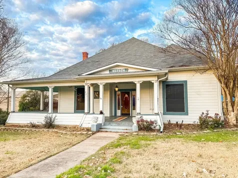 221 N Mount Street Fairfield TX 75840