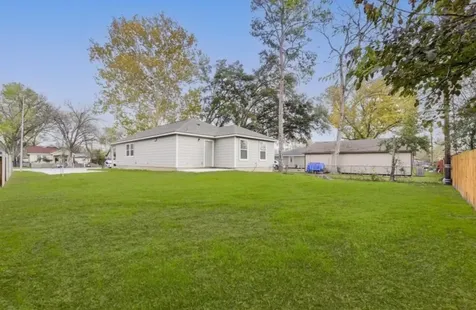 5824 Glen Lee Drive Houston TX 77396