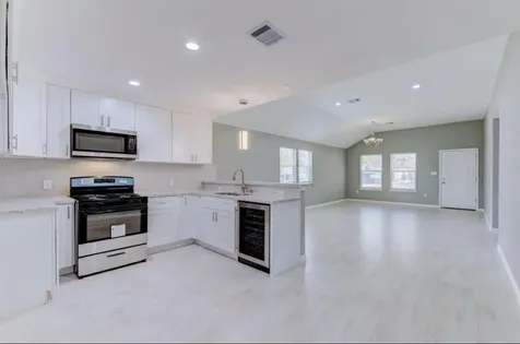 5824 Glen Lee Drive Houston TX 77396