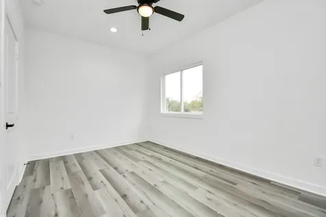 9315 Ashville Drive B Houston TX 77051