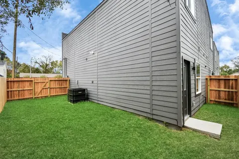 9315 Ashville Drive B Houston TX 77051