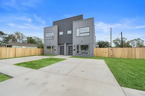 9315 Ashville Drive B Houston TX 77051